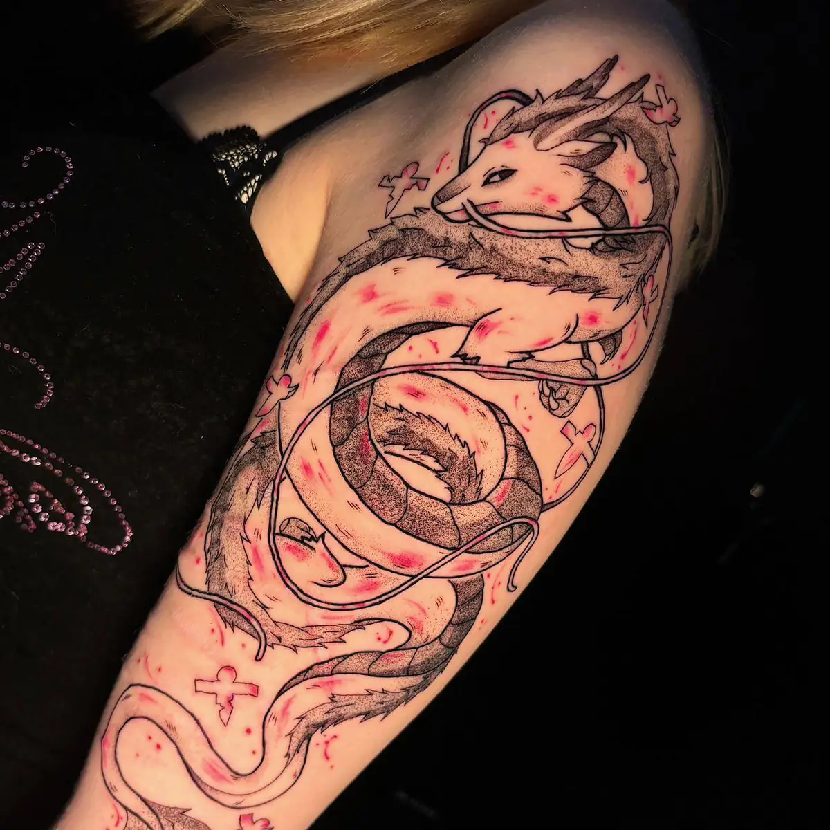 cozy_ragequit_tattoo_zürich_015.webp - Image of Cozy, Artist at Ragequit Tattoo Piercing Zurich