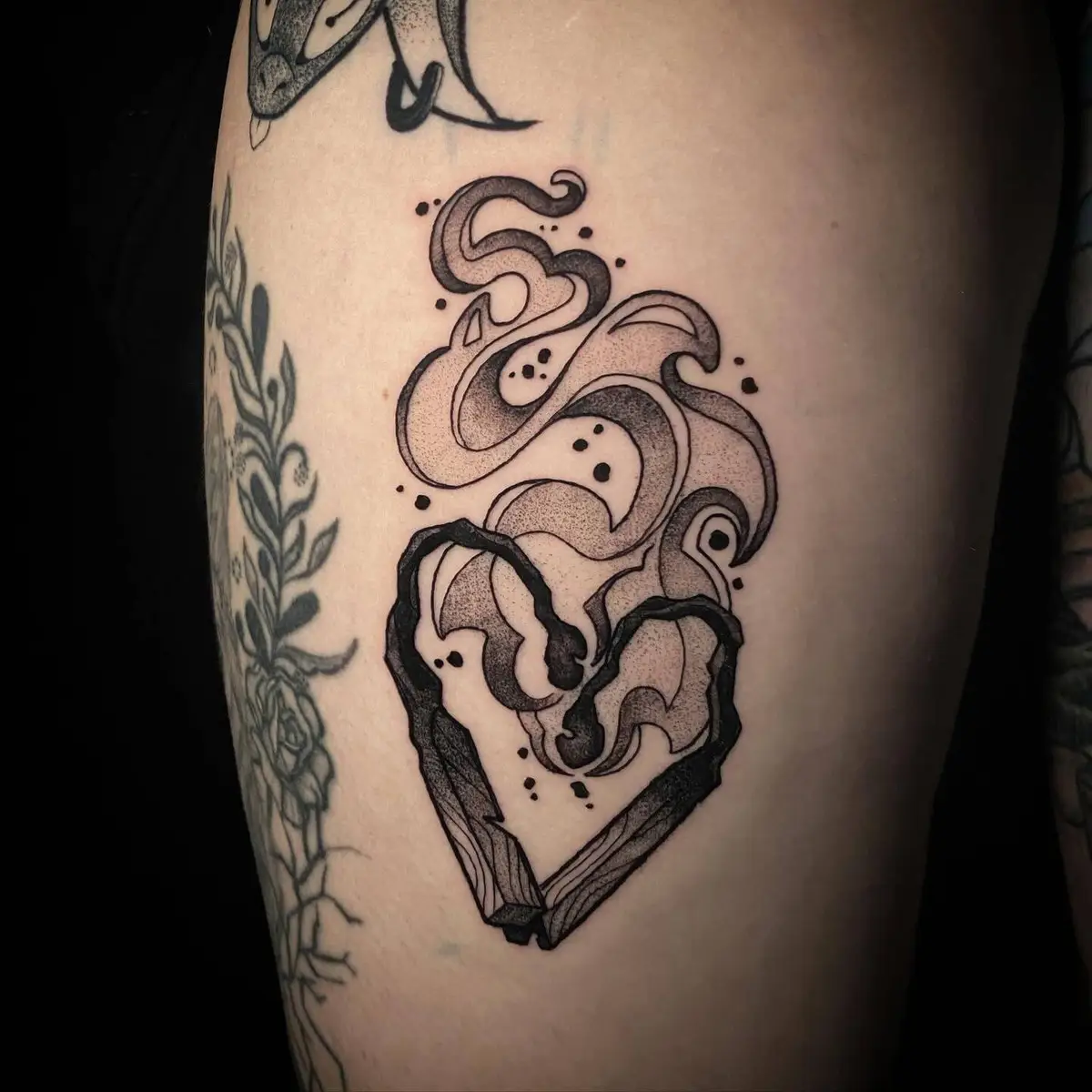 luna_ragequit_tattoo_zürich_030.webp