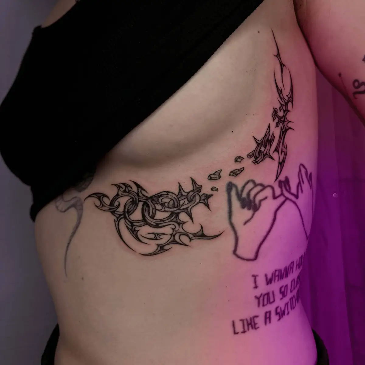 artwork_rory_001.webp - Image of Rory, Artist at Ragequit Tattoo Piercing Zurich